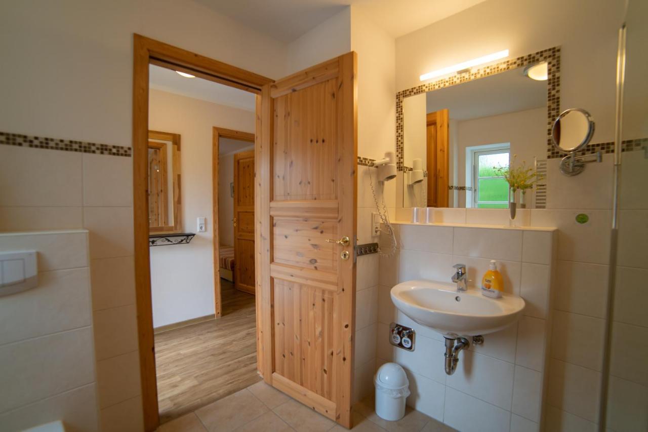 Haus Stoertebeker Appartements - Hotel Garni, Seebad Lubmin Dış mekan fotoğraf