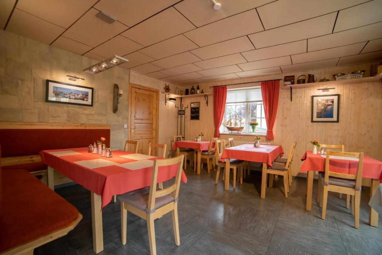 Haus Stoertebeker Appartements - Hotel Garni, Seebad Lubmin Dış mekan fotoğraf